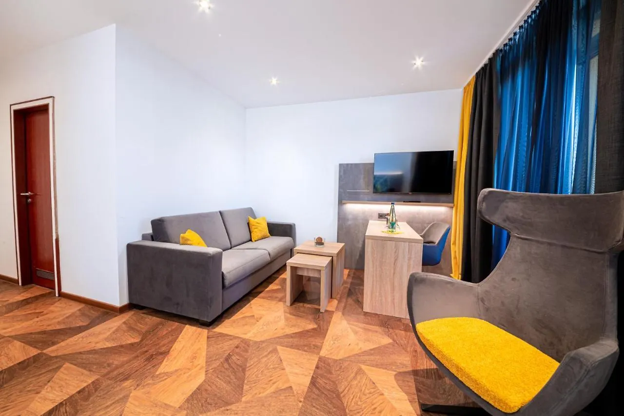 *** Hotel Arotel Best Living Nuernberg Tyskland