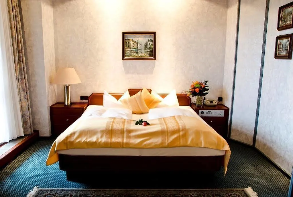 Arotel Best Living Nuernberg Германия